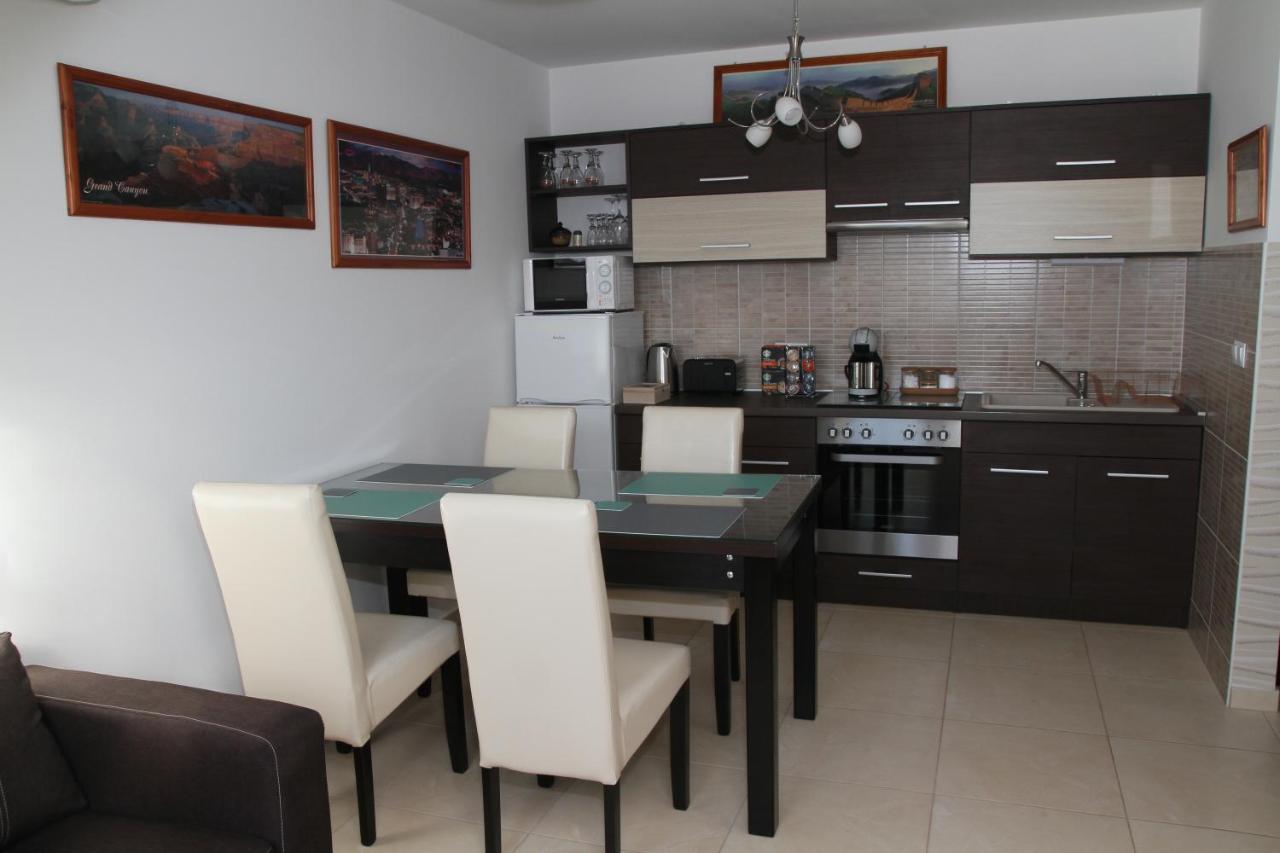 Blonde River Apartman Soter Szeged Exterior photo